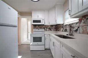 4718 13th Ave S, Saint Petersburg, FL 33711 - Photo 8