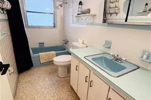 6125 Beacon Point Dr, Weeki Wachee, FL 34607 - Photo 16