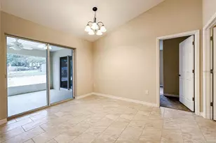 4887 SW 159th Ln Rd, Ocala, FL 34473 - Photo 6