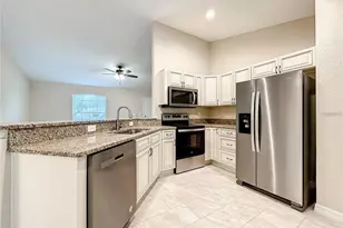 4887 SW 159th Ln Rd, Ocala, FL 34473 - Photo 4