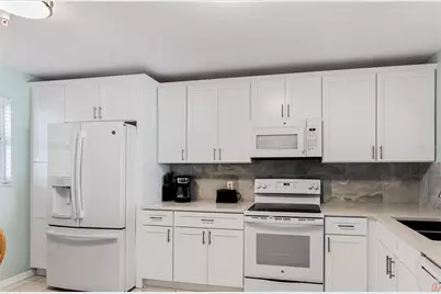 13500 Gulf Boulevard #602, Madeira Beach, FL 33708 - Photo 14