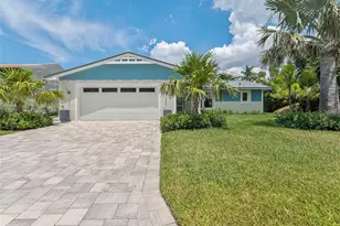 819 59th Ave, Saint Pete Beach, FL 33706 - Photo 2