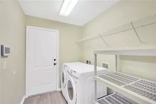 10821 Johanna Ave, Riverview, FL 33578 - Photo 16