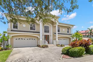 636 Bayshore Dr, Tarpon Springs, FL 34689 - Photo 80