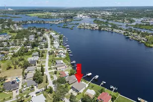636 Bayshore Dr, Tarpon Springs, FL 34689 - Photo 72