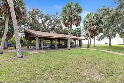636 Bayshore Drive, Tarpon Springs, FL 34689 - Photo 84