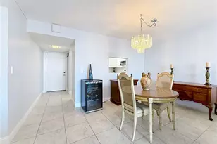 7625 Sun Island Dr S, South Pasadena, FL 33707 - Photo 16