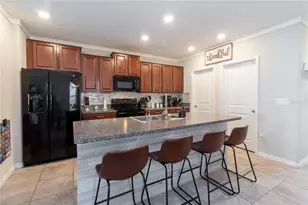 10235 Carloway Hills Dr, Wimauma, FL 33598 - Photo 2