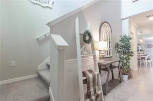 10235 Carloway Hills Dr, Wimauma, FL 33598 - Photo 4