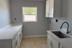 590 Belle Point Dr, Saint Pete Beach, FL 33706 - Photo 8