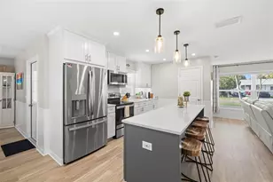 6545 S West Shore Circle, Tampa, FL 33616 - Photo 12
