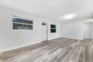 2110 Alemanda Dr, Clearwater, FL 33764 - Photo 4