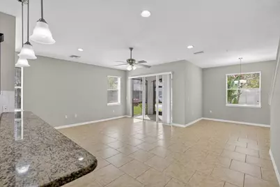 8632 Miramar Terrace Circle, Temple Terrace, FL 33637 - Photo 10