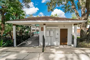 8632 Miramar Terrace Cir, Temple Terrace, FL 33637 - Photo 52