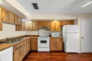 7211 55th Ave N, Saint Petersburg, FL 33709 - Photo 18