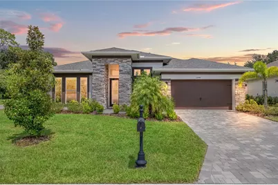 13444 Trailing Moss Drive, Dade City, FL 33525 - Photo 1