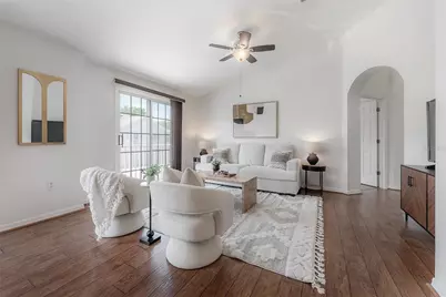27834 Pleasure Ride Loop, Wesley Chapel, FL 33543 - Photo 6