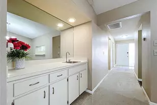 2020 Lakeview Dr, Clearwater, FL 33763 - Photo 24