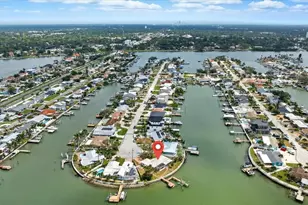 7998 1st Ave S, Saint Petersburg, FL 33707 - Photo 18