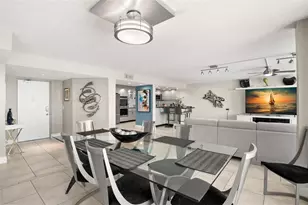 736 Island Way, Clearwater Beach, FL 33767 - Photo 14