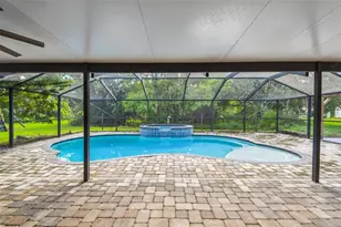 2513 N Valrico Rd, Seffner, FL 33584 - Photo 60