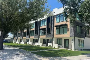 90 Columbia Dr, Tampa, FL 33606 - Photo 1