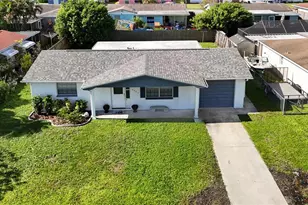 3426 Pinon Dr, Holiday, FL 34691 - Photo 2