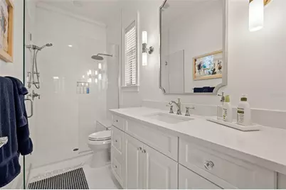 1210 Monterey Boulevard NE, Saint Petersburg, FL 33704 - Photo 56