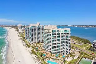 1560 Gulf Blvd, Clearwater Beach, FL 33767 - Photo 1
