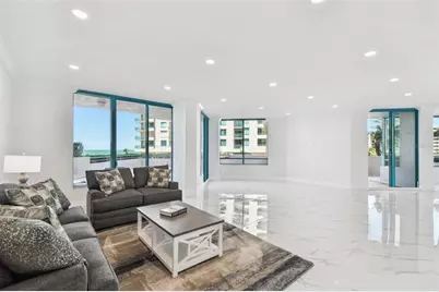 1560 Gulf Boulevard #306, Clearwater Beach, FL 33767 - Photo 4