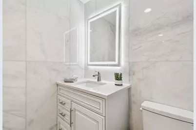 1560 Gulf Boulevard #306, Clearwater Beach, FL 33767 - Photo 10