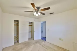 7741 39th Ave N, Saint Petersburg, FL 33709 - Photo 16