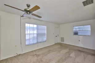 7741 39th Ave N, Saint Petersburg, FL 33709 - Photo 12