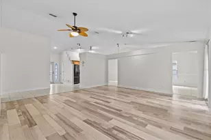 1671 Silverwood St, Tarpon Springs, FL 34689 - Photo 6