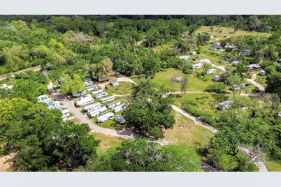 19140 US Highway 301, Dade City, FL 33523 - Photo 1