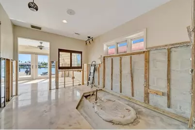 11750 5th Street E, Treasure Island, FL 33706 - Photo 30