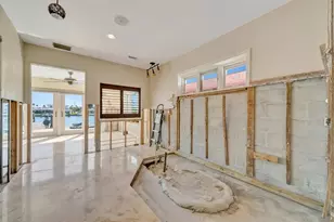 11750 5th St E, Treasure Island, FL 33706 - Photo 30