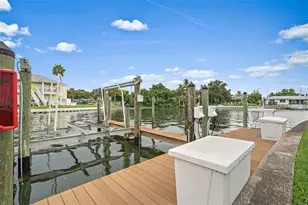 4974 Coquina Key Dr SE, Saint Petersburg, FL 33705 - Photo 32