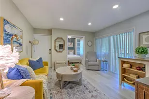 13759 Orange Sunset Dr, Tampa, FL 33618 - Photo 22