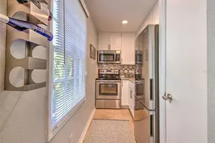 13759 Orange Sunset Dr, Tampa, FL 33618 - Photo 38