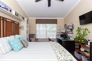 737 Kensington Lake Cir, Brandon, FL 33511 - Photo 18