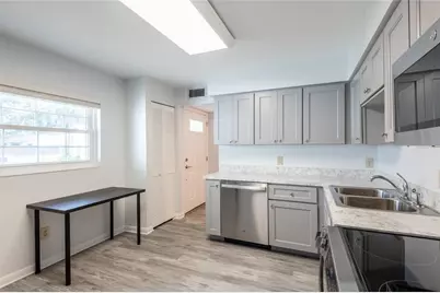 3202 W De Leon Street #B, Tampa, FL 33609 - Photo 6