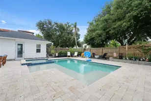 4805 16th St N, Saint Petersburg, FL 33703 - Photo 34