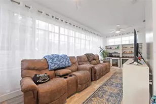 4805 16th St N, Saint Petersburg, FL 33703 - Photo 8