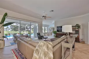 2327 Platinum Dr, Sun City Center, FL 33573 - Photo 8