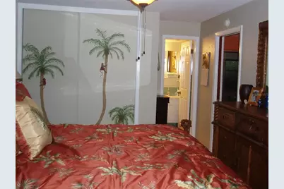 120 SW Monroe Circle N, Saint Petersburg, FL 33703 - Photo 14