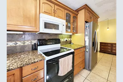 35204 Ponderosa Road, Zephyrhills, FL 33541 - Photo 14