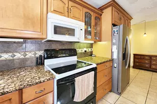 35204 Ponderosa Rd, Zephyrhills, FL 33541 - Photo 14