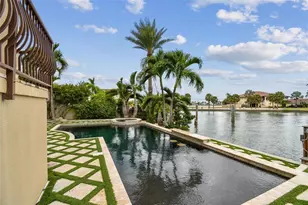 5405 Leilani Dr, Saint Pete Beach, FL 33706 - Photo 72