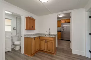 130 Melody Ln, Largo, FL 33771 - Photo 20